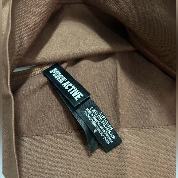 โฅ๐ฑ๐ฎ ๐๐๐๐ (x2) Racerback Sports Bra - Picture 10 of 15